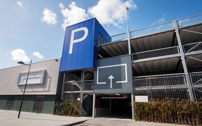 Parkeren bij attractiepark is aparte dienst